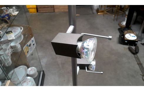 LÁMPARA ALUMINIO