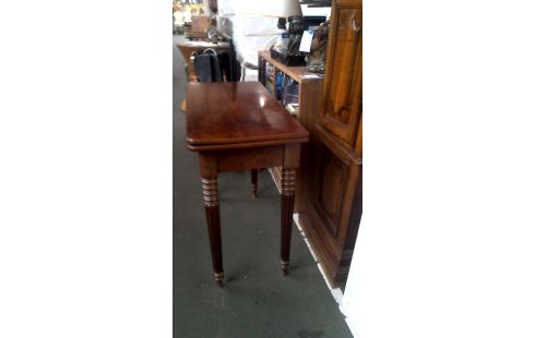 KAARTTAFEL MAHONIE