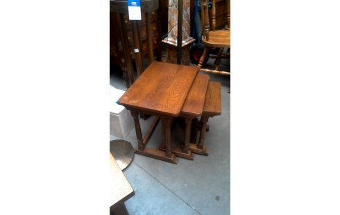 TABLES GIGOGNES CHENE
