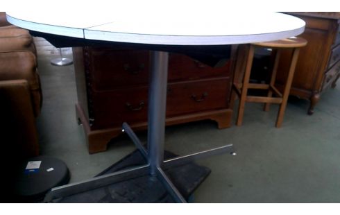 TABLE DE CUISINE ROND VINTAGE FORMICA CHROME