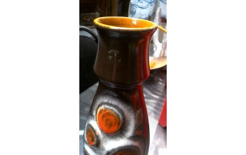VASE VINTAGE BRUN MET BLANCHE ORANGE