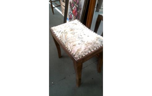 REPOSE PIED ANCIEN, , BOIS TISSU FLEUR