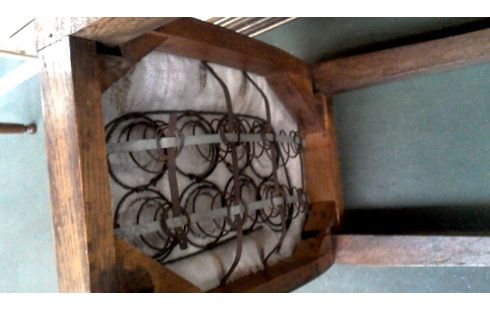 REPOSE PIED ANCIEN, , BOIS TISSU FLEUR