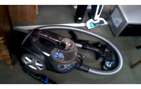 ASPIRATEUR PIHILIPS