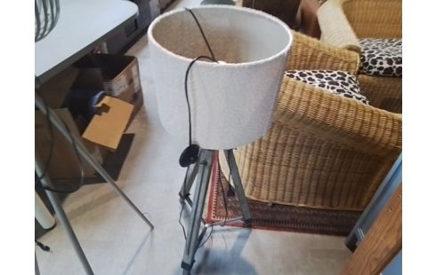 LAMPADAIRE PIED BOIS ABJ BEIGE