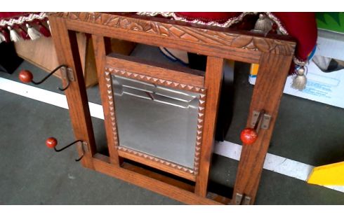 KLEIDERSTÄNDER ART DECO. FACETTIERT, , SPIEGEL EICHE
