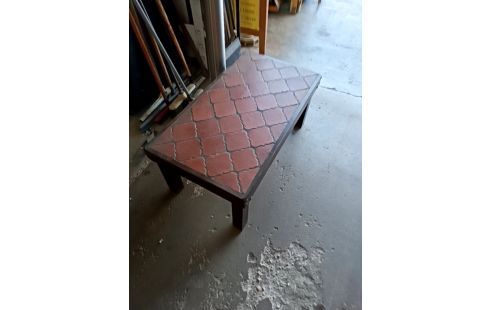 TABLE BASSE