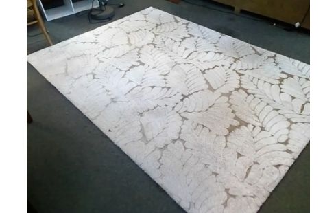 TAPIS GM FEUILLES 160X230
