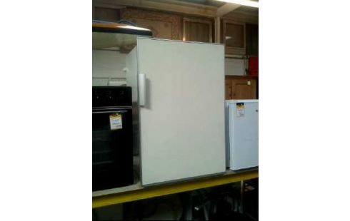 MINIKÜHLSCHRANK <AEG> NR. 8804S