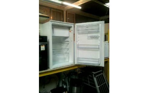 MINIKÜHLSCHRANK <AEG> NR. 8804S