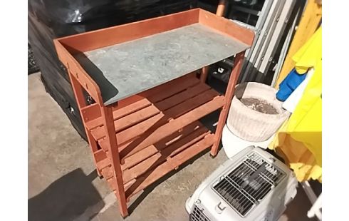 MEUBLE D'APPOINT EXTÉRIEUR