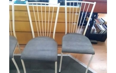 LOT DE 4 CHAISES FER ASSISES GRISE (QLQS TACHES)
