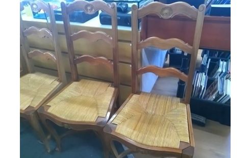 LOT DE 6 CHAISES PAILLEES STYLE LOUIS XV