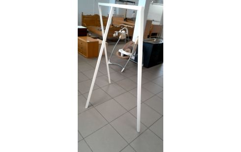 KLEIDERSTÄNDER WEISS METALL DAS STÜCK