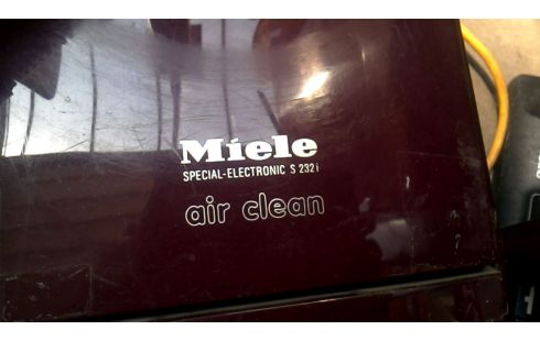 ASPIRATEUR MIELE BORDEAUX
