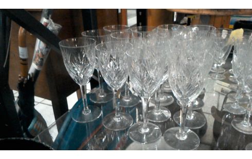 LOT DE  VERRES  GM