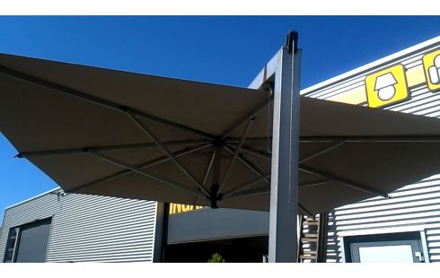 PARASOL MET PIED GRIS ALU
