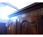 ARMOIRE ANCIENNE BOIS 2P AVEC ETAGERES
