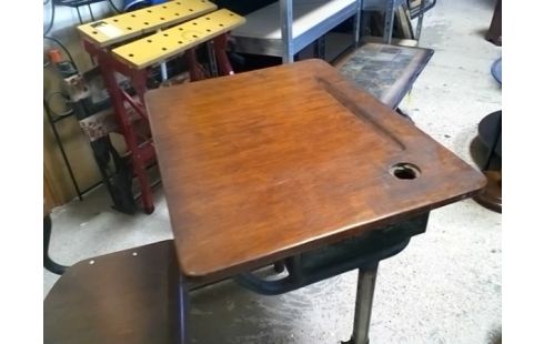 BUREAU D'ECOLIER AVEC CHAISE