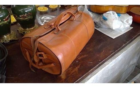 VALISE CUIR CAMEL