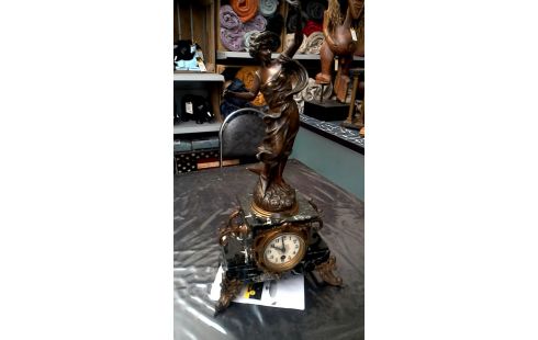 HORLOGE A RESTAURER MARBRE