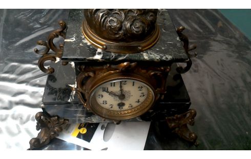 HORLOGE A RESTAURER MARBRE