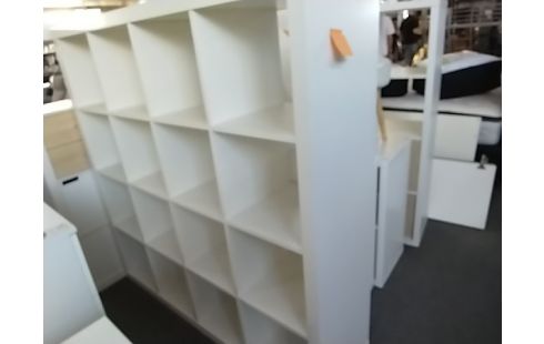 ETAGERE 12 CASES BLANCHES