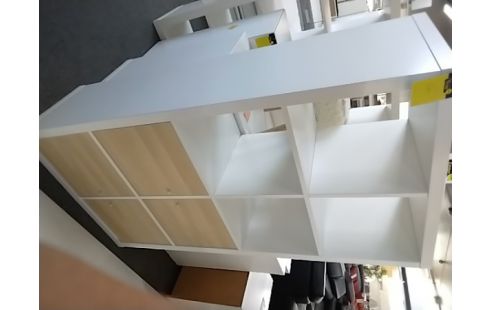 ETAGERE8 CASES DONT 4 AVEC PORTES