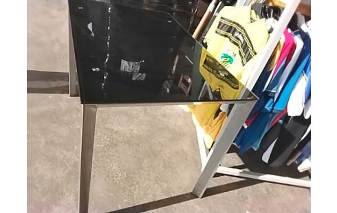 TABLE VERRE FUMÉ NOIR