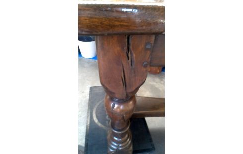 TAFEL KLOOSTERSTIJL