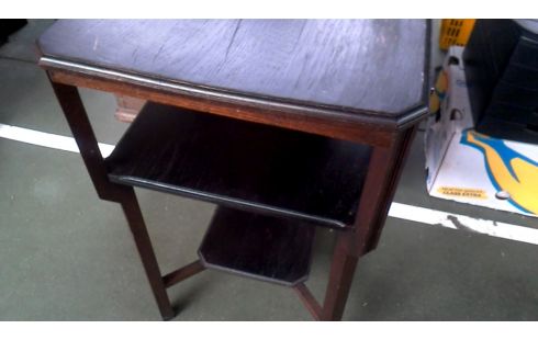 MESA AUXILIAR ART DECO OLMO