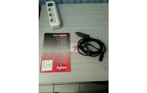 KÜHLBOX F. AUTO <IGLOO> GRAU