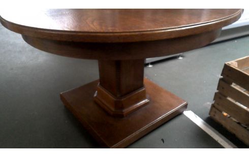TABLE DE SALON ROND ART DECO.