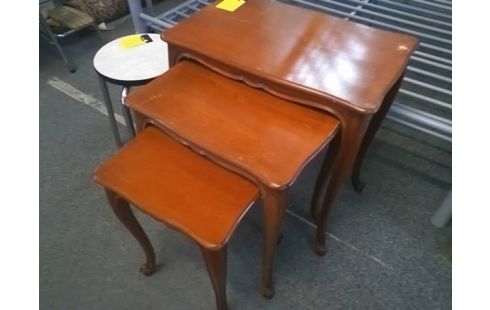 TABLES GIGOGNES STYLE LOUIS XV (QLQS TRACES)