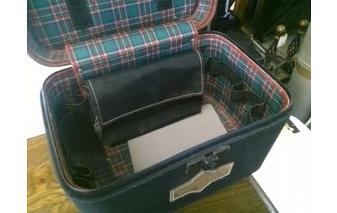 VANITY SAVEBAG (SANS CLEF)