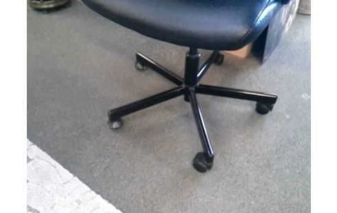 FAUTEUIL DE BUREAU NOIR (USURE AU DOS)