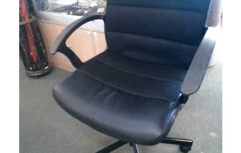 FAUTEUIL DE BUREAU NOIR (USURE AU DOS)