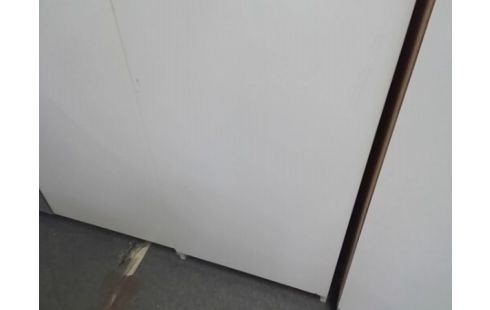 ARMOIRE 1P AVEC ETAGERES