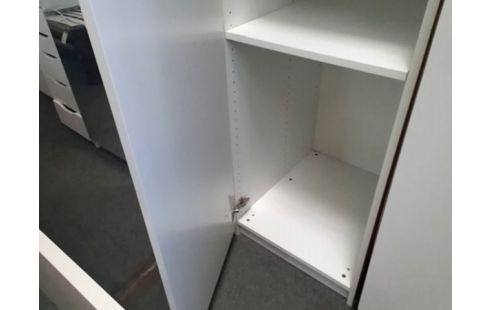 ARMOIRE 1P AVEC ETAGERES