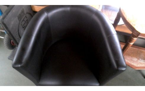 FAUTEUIL CLUB NOIR SIMILI CUIR