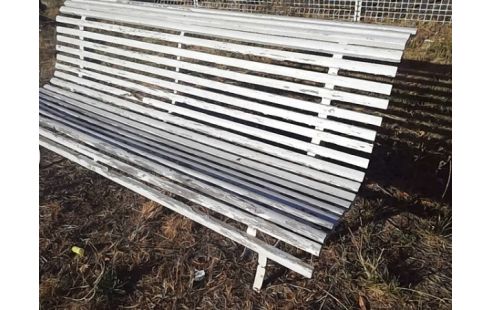 BANC DE JARDIN BOIS BLANC