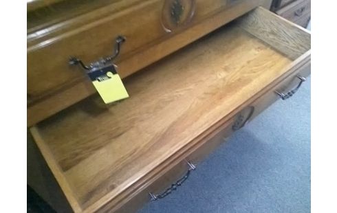 COMMODE 3T