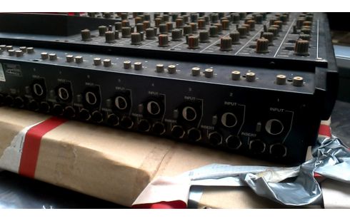 MESA DE MEZCLAS MODELADO