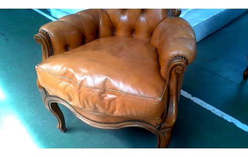 SILLÓN DE CUERO CLUB CUERO ESTILO LUIS XV