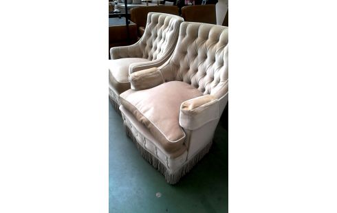SILLÓN DE CUERO CLUB LA UNIDAD CAFÉ TERCIOPELO