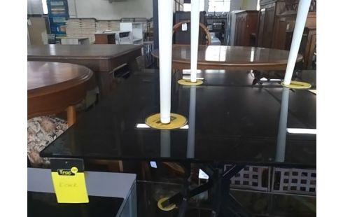 TABLE NOIRE PLATEAU VERRE