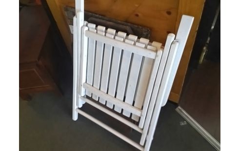 CHAISE BOIS BLANCHE PLIANTE