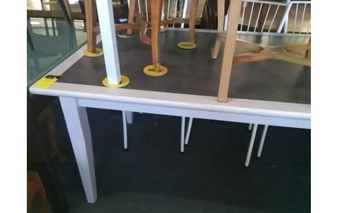 TABLE BOIS BLANC ET NOIR