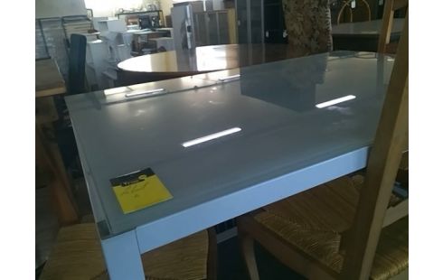 TABLE METAL PLATEAU VERRE