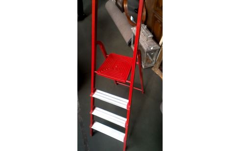 TRAPLADDER ROOD